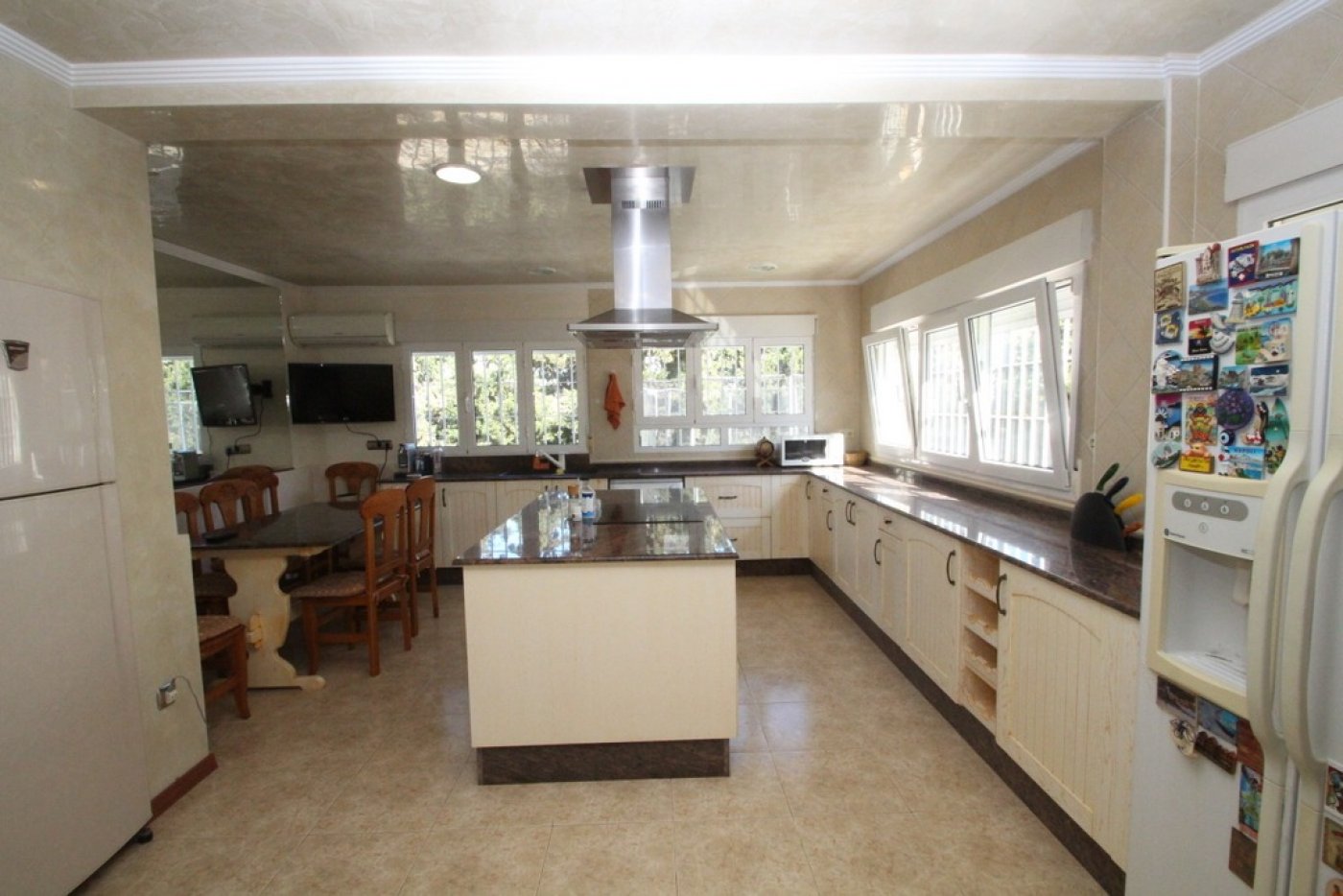 Huvila Alicante, Espanja 5 makuuhuonetta, 440 m2 No. 115502