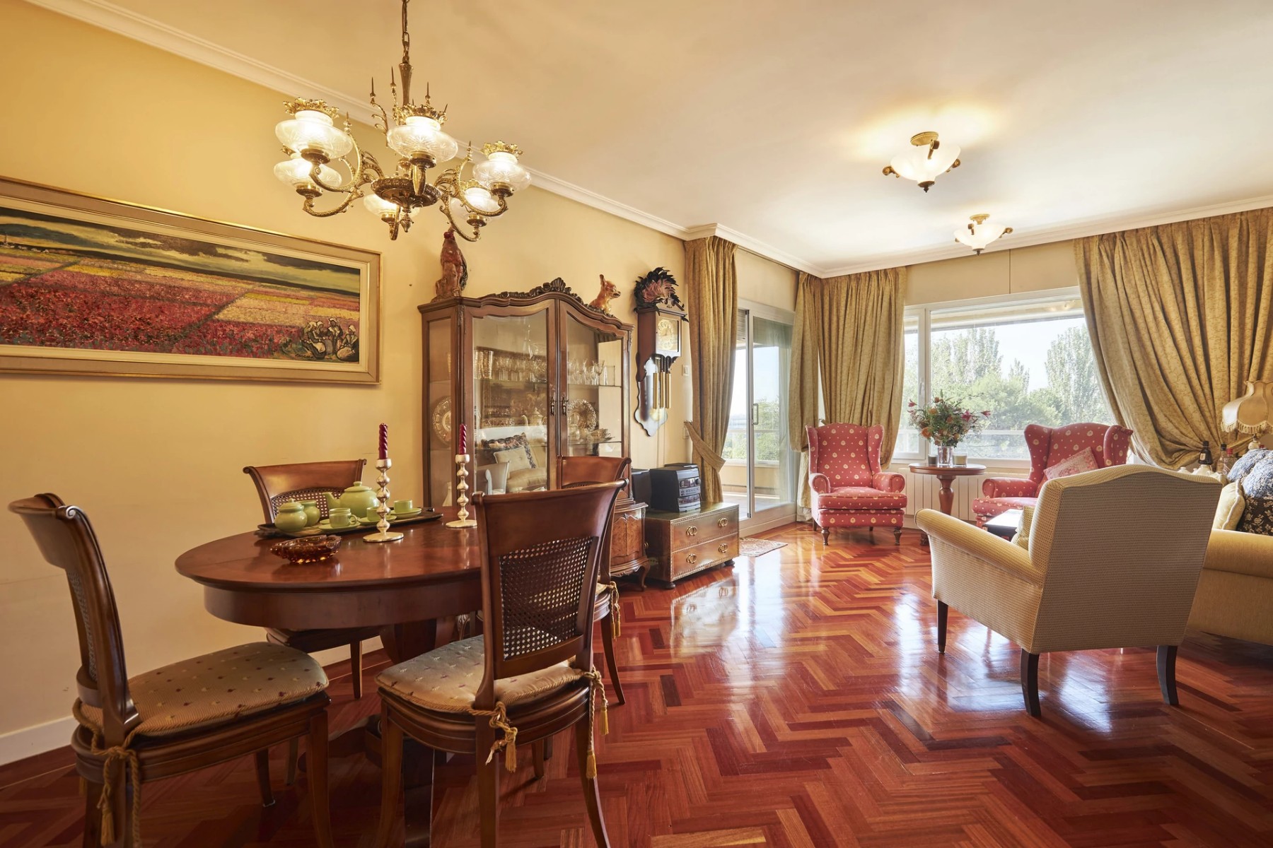 Duplex in Madrid, Spain 4 bedrooms, 180 sq.m. No. 90588