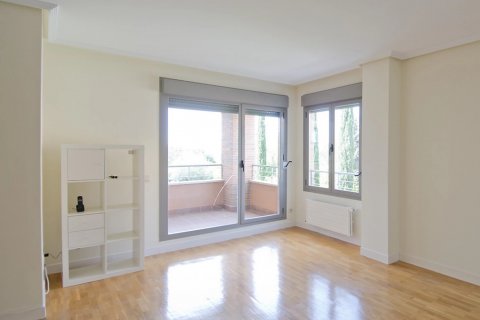 Apartamento en venta Madrid, España 3 dormitorios, 160 m2 No. 90589 - foto 3