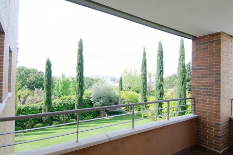 Apartamento en venta Madrid, España 3 dormitorios, 160 m2 No. 90589 - foto 2