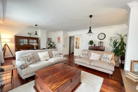 Paritalo myytävänä Madrid, Espanja, 4 makuuhuonetta,  No. 90587 - kuva 1