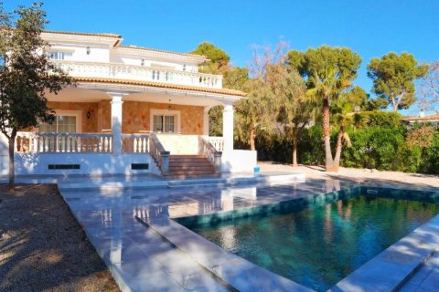 Villa till salu Santa Ponsa, Mallorca, Spanien 5 sovrum, 330 kvm. Nr. 108971 - foto 2