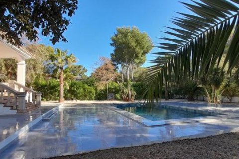 Villa till salu Santa Ponsa, Mallorca, Spanien 5 sovrum, 330 kvm. Nr. 108971 - foto 1