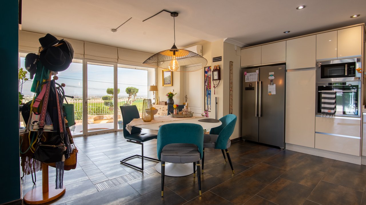 Huvila Algorfa, Alicante, Espanja 4 makuuhuonetta, 490 m2 No. 83884