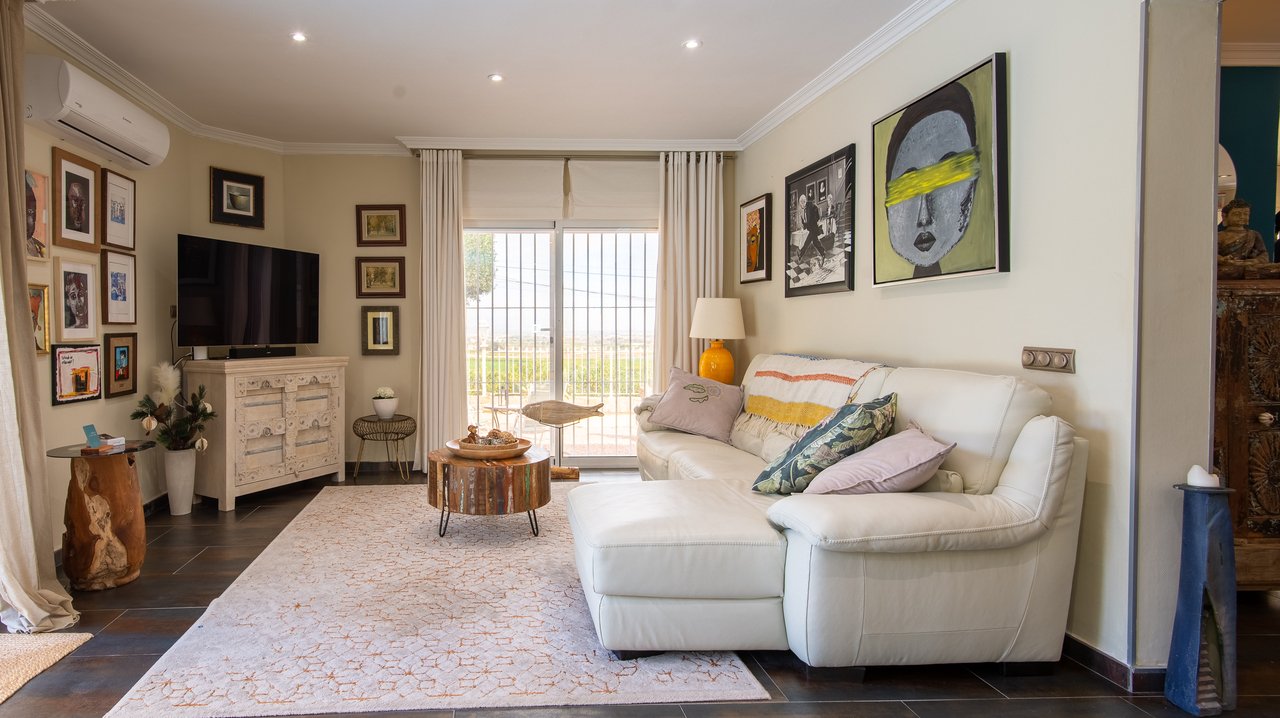 Huvila Algorfa, Alicante, Espanja 4 makuuhuonetta, 490 m2 No. 83884