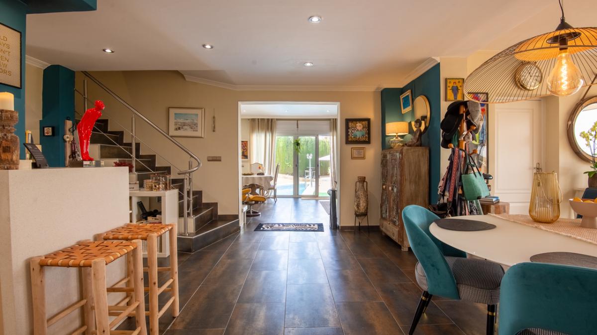 Huvila Algorfa, Alicante, Espanja 4 makuuhuonetta, 490 m2 No. 83884