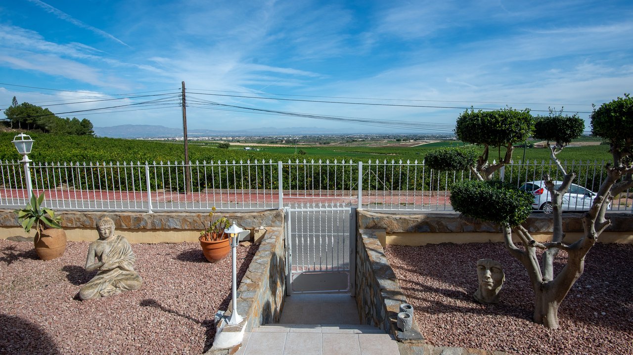 Huvila Algorfa, Alicante, Espanja 4 makuuhuonetta, 490 m2 No. 83884