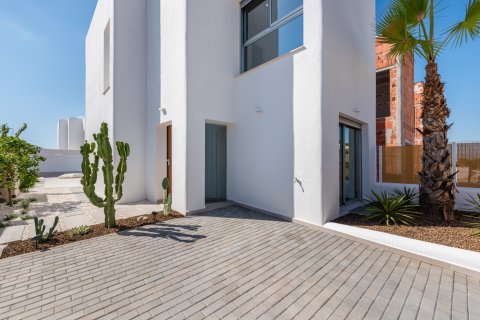 Villa for sale Los Alcazares, Murcia, Spain 3 bedrooms, 112 sq.m. No. 110041 - photo 4