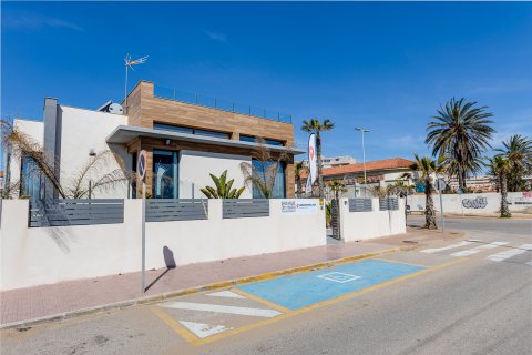 Villa pārdošanā La Mata, Alicante, Spānijā 4 istabas, 210 m2 Nr. 110038 - attēls 5
