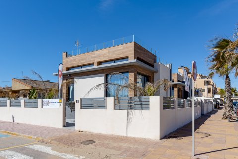 Villa pārdošanā La Mata, Alicante, Spānijā 4 istabas, 210 m2 Nr. 110038 - attēls 4