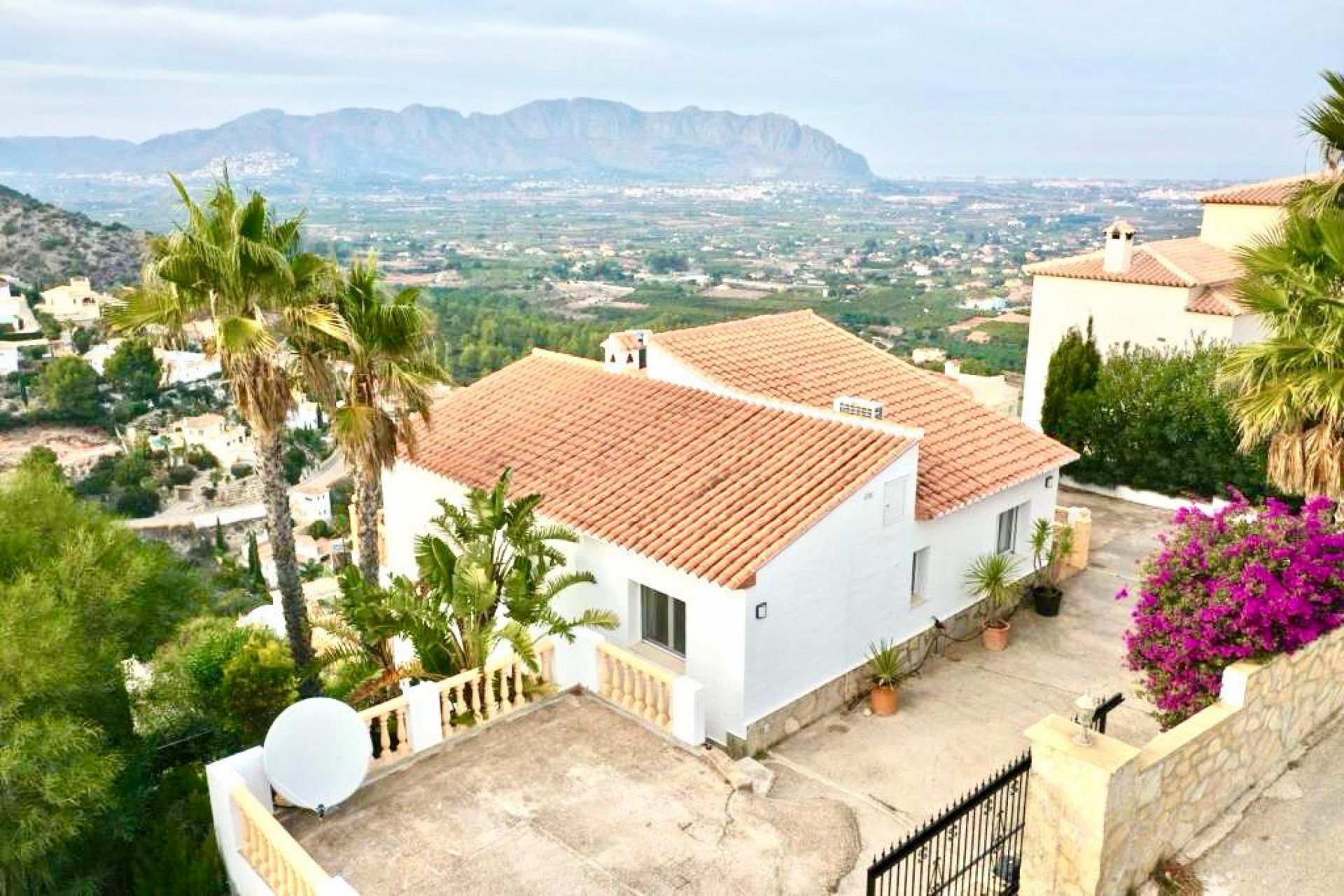 Huvila Pedreguer, Alicante, Espanja 3 makuuhuonetta, 207 m2 No. 90716