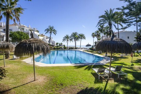 Villetta a schiera in vendita Marbella, Malaga, Spagna 4 camere da letto, 215 mq. N° 108161 - foto 2