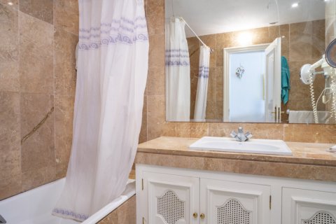 Villetta a schiera in vendita Marbella, Malaga, Spagna 4 camere da letto, 215 mq. N° 108161 - foto 25