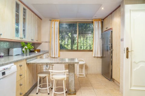 Villetta a schiera in vendita Marbella, Malaga, Spagna 4 camere da letto, 215 mq. N° 108161 - foto 11