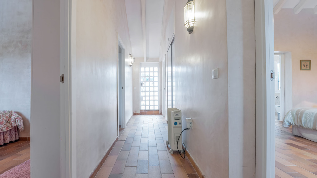 Huvila El Puerto de Santa Maria, Cadiz, Espanja 7 makuuhuonetta, 329 m2 No. 108163