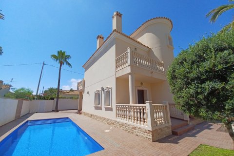 Продажа виллы Аликанте, Испания 4 спальни, 250м2 №115981 - фото 1