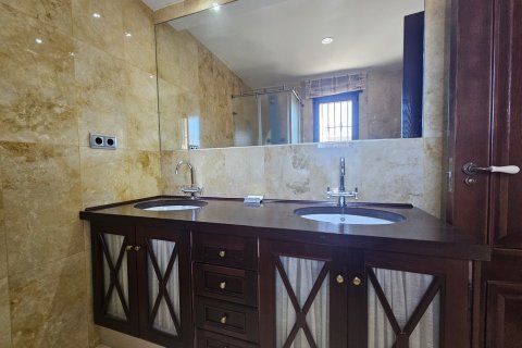 Villa for sale La Manga del Mar Menor, Murcia, Spain 5 bedrooms, 800 sq.m. No. 115976 - photo 28