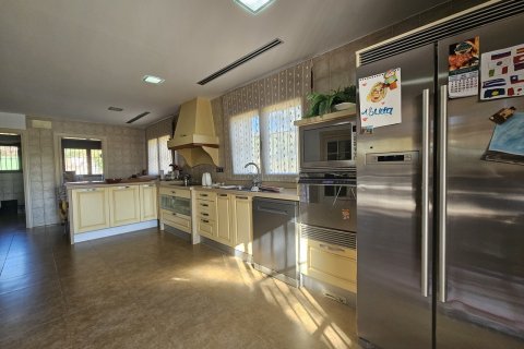 Villa for sale La Manga del Mar Menor, Murcia, Spain 5 bedrooms, 800 sq.m. No. 115976 - photo 9