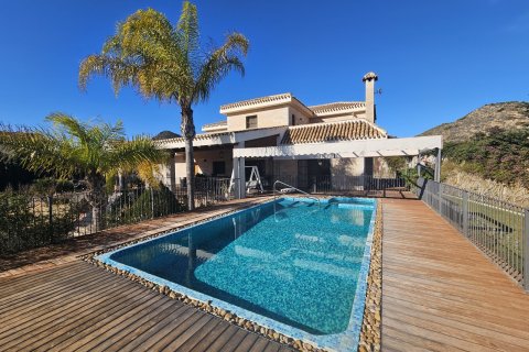 Villa for sale La Manga del Mar Menor, Murcia, Spain 5 bedrooms, 800 sq.m. No. 115976 - photo 1