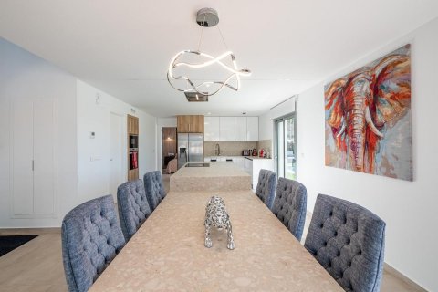 Villa for sale Algorfa, Alicante, Spain 4 bedrooms, 238 sq.m. No. 96667 - photo 6