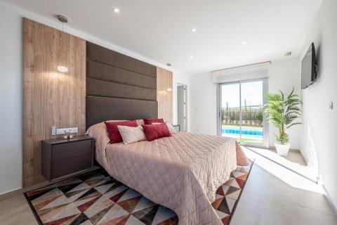Villa for sale Algorfa, Alicante, Spain 4 bedrooms, 238 sq.m. No. 96667 - photo 8