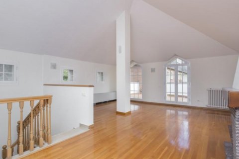 House for sale Barcelona, Spain 5 bedrooms, 450 sq.m. No. 21598 - photo 5