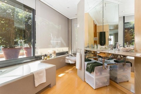 House for sale Barcelona, Spain 5 bedrooms, 782 sq.m. No. 22458 - photo 26