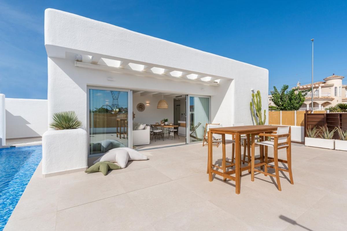 Villa i Dolores, Alicante, Spanien 3 sovrum, 102 kvm. Nr. 102219