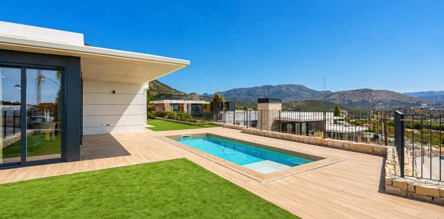 Villa in La Nucia, Alicante, Spain 3 bedrooms, 124 sq.m. No. 108698