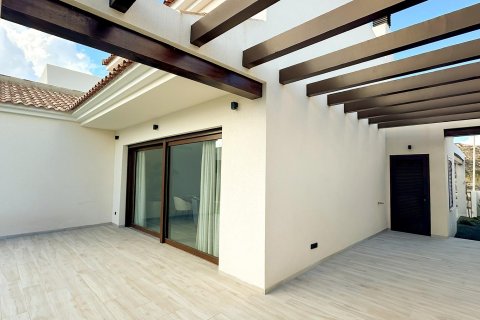 Villa till salu Alicante, Spanien 3 sovrum, 135 kvm. Nr. 100492 - foto 3
