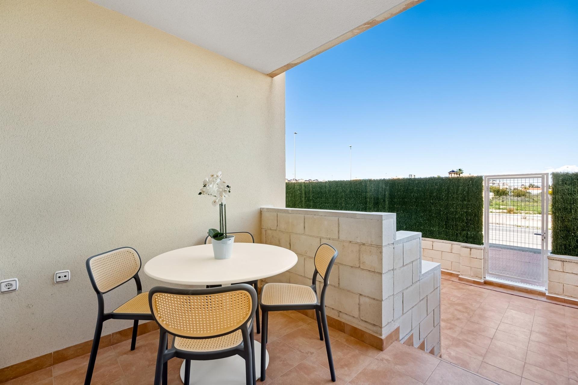 Wohnung in Cabo Roig, Alicante, Spanien 2 Schlafzimmer, 69 m2 Nr. 112558