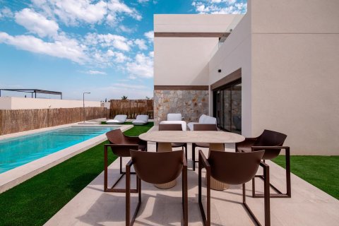 Huvila myytävänä Alicante, Espanja, 3 makuuhuonetta, 113 m2 No. 112257 - kuva 26