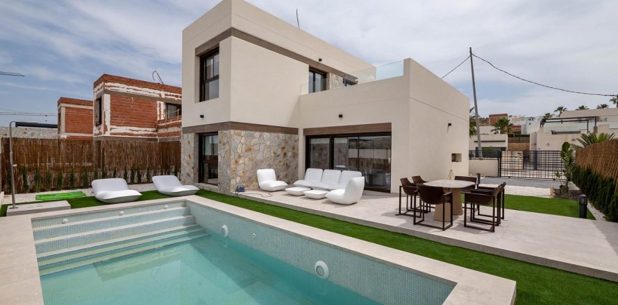 Villa Alicante, Spanien 3 sovrum, 113 kvm. Nr. 112257