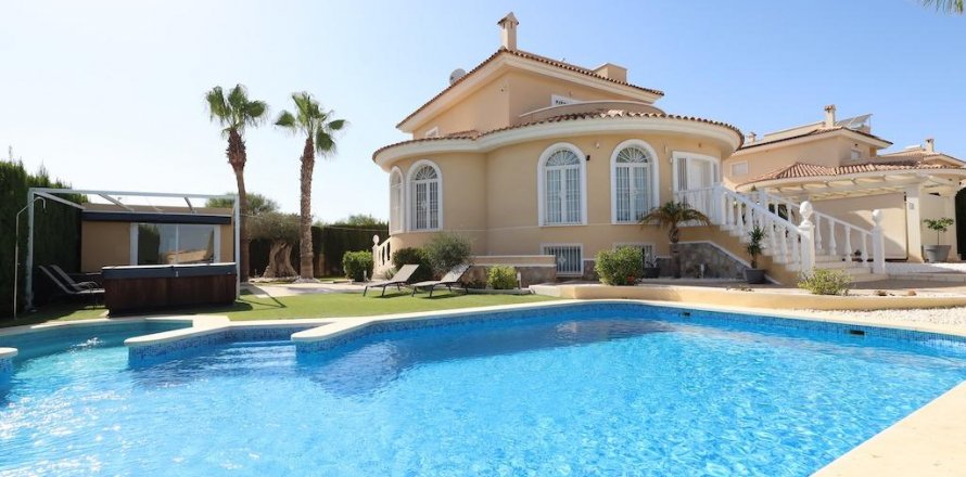 Villa Ciudad Quesada, Alicante, Espagne 5 chambres, 358 m2 No. 115359