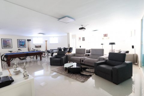 Villa à vendre Ciudad Quesada, Alicante, Espagne, 5 chambres, 358 m2 No. 115359 - photo 22