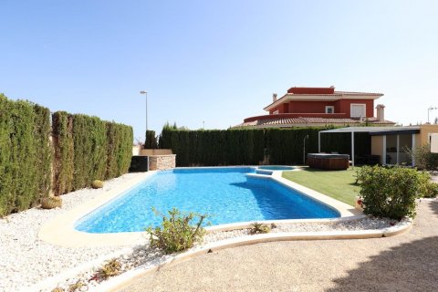 Villa à vendre Ciudad Quesada, Alicante, Espagne, 5 chambres, 358 m2 No. 115359 - photo 2