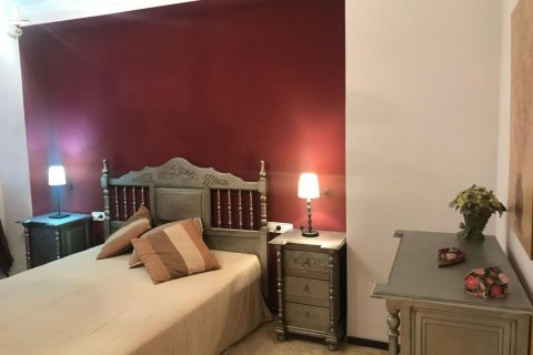 Dzīvoklis pārdošanā Elche, Alicante, Spānijā 7 istabas, 260 m2 Nr. 115361 - attēls 16