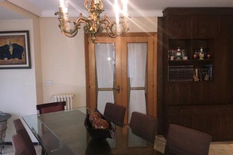Dzīvoklis pārdošanā Elche, Alicante, Spānijā 7 istabas, 260 m2 Nr. 115361 - attēls 29