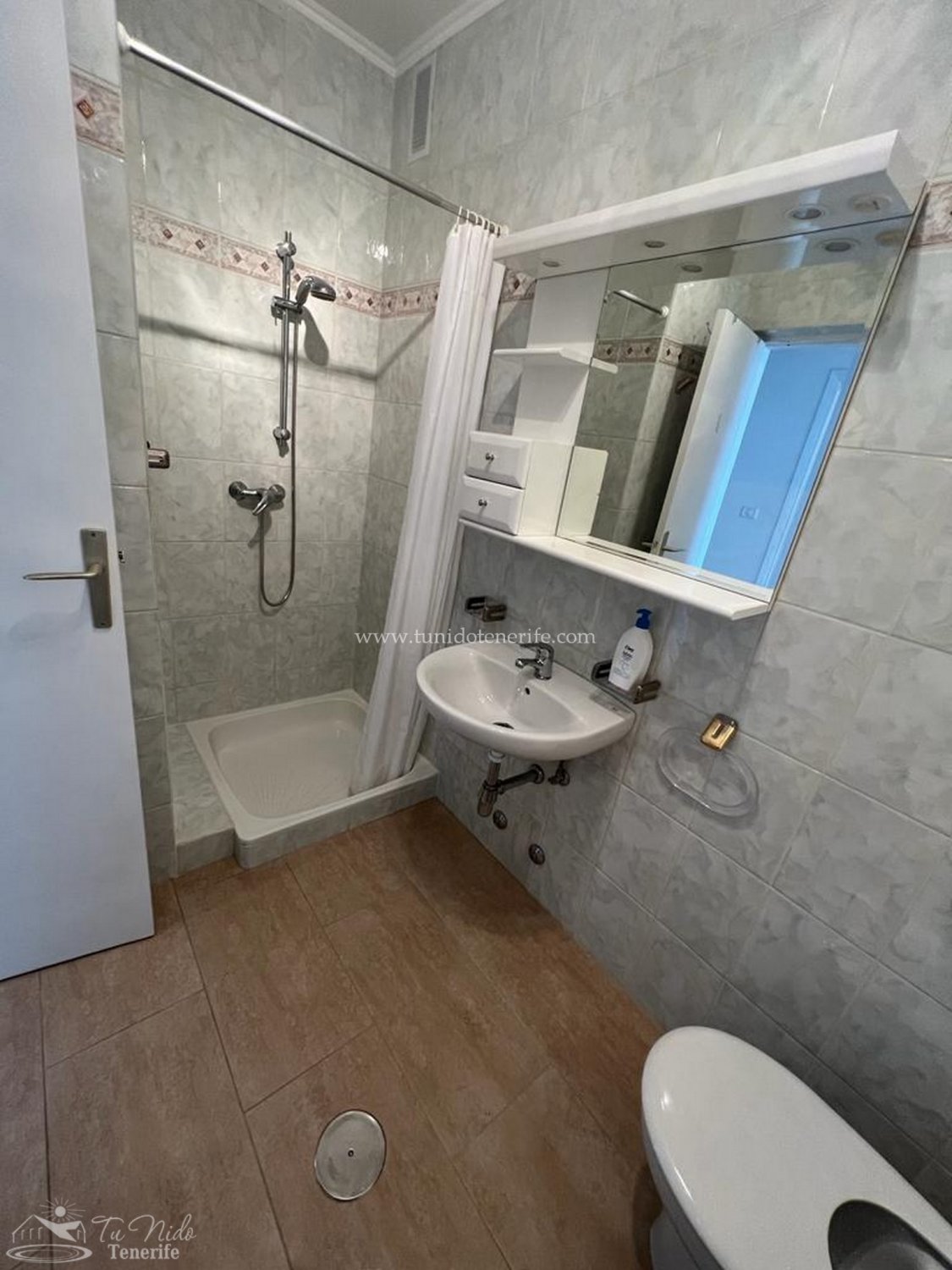 Apartment in Piedra Hincada, Tenerife, Spain 4 bedrooms, 108 sq.m. No. 84491