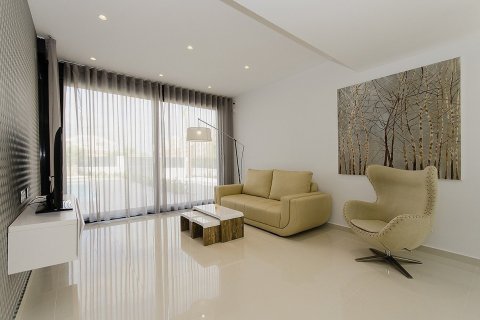 Villa till salu Dehesa De Campoamor, Alicante, Spanien 4 sovrum, 157 kvm. Nr. 114017 - foto 4