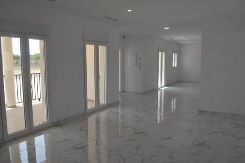 Villa for sale Pinoso, Alicante, Spain 4 bedrooms, 225 sq.m. No. 114023 - photo 11