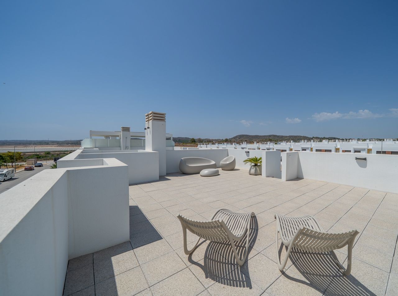 Bungalow a Alicante, Spagna 2 camere da letto, 75 mq. N° 91702
