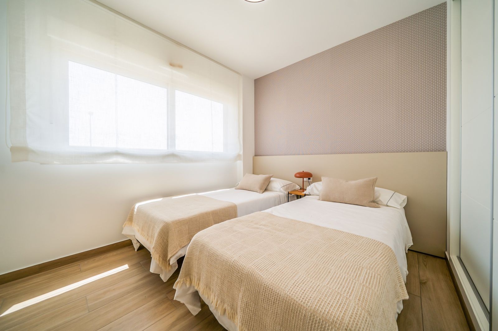 Bungalow a Alicante, Spagna 2 camere da letto, 75 mq. N° 91702