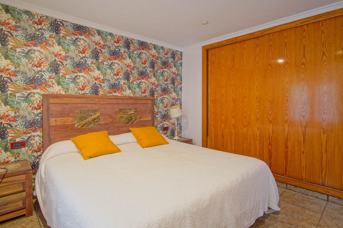 Villa in Denia, Alicante, Spanien 6 Schlafzimmer, 426 m2 Nr. 100037