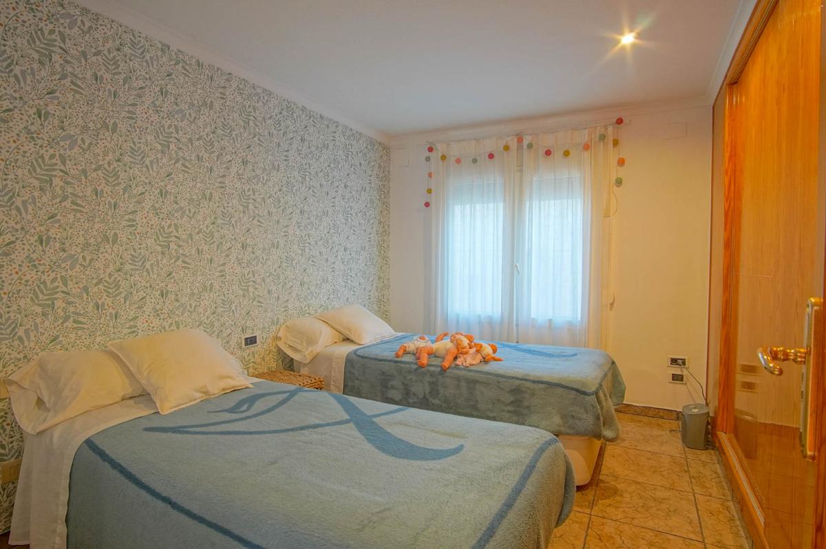 Villa in Denia, Alicante, Spanien 6 Schlafzimmer, 426 m2 Nr. 100037