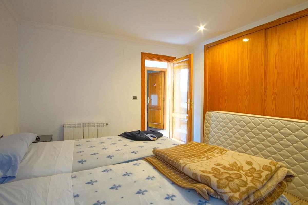 Villa in Denia, Alicante, Spanien 6 Schlafzimmer, 426 m2 Nr. 100037