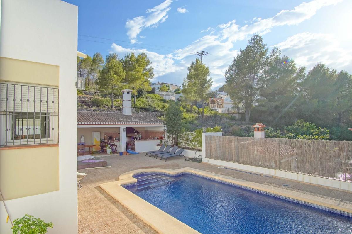 Villa in Denia, Alicante, Spanien 6 Schlafzimmer, 426 m2 Nr. 100037