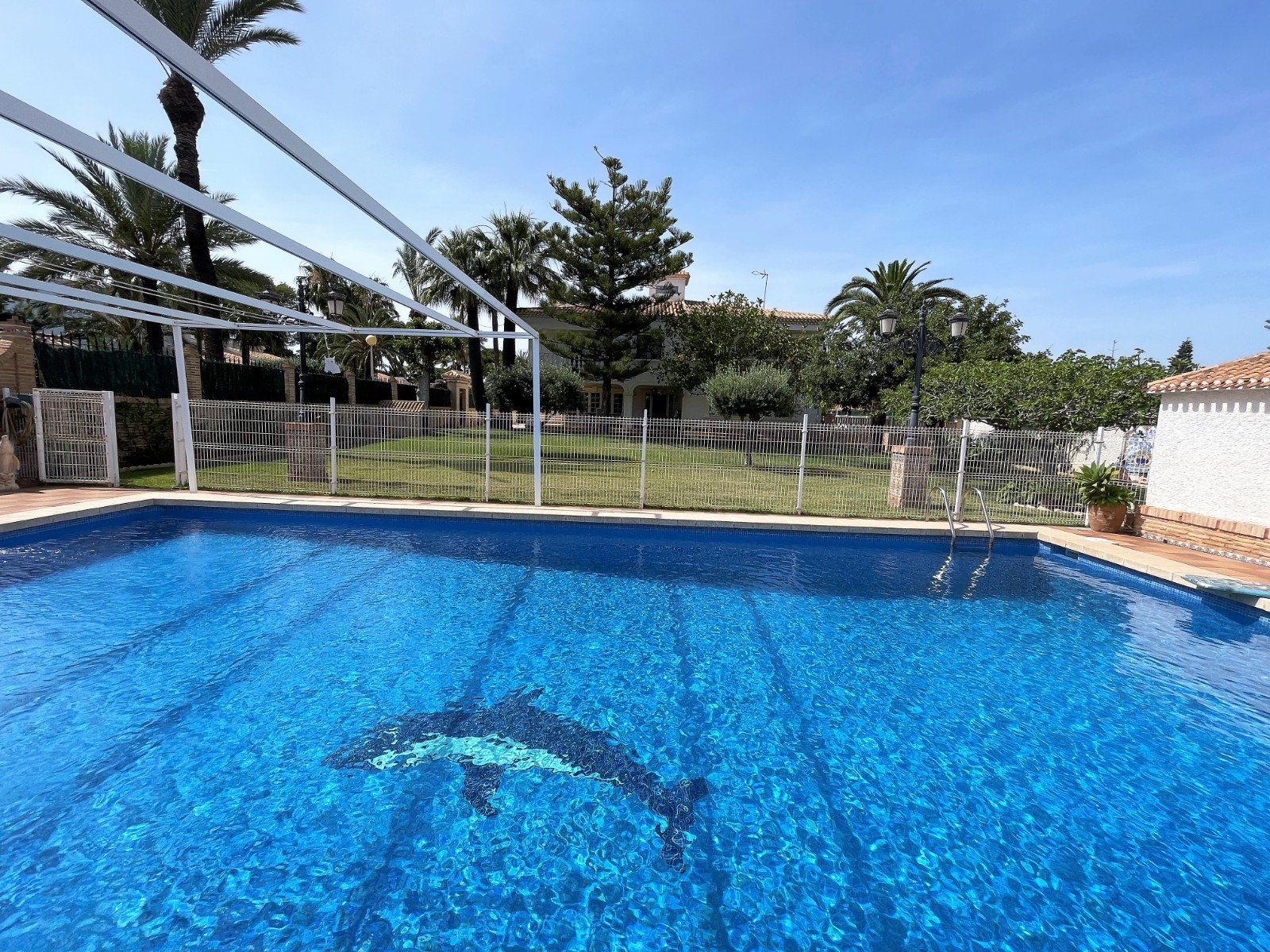 Villa en Alicante, España 8 dormitorios, 543 m2 No. 115647
