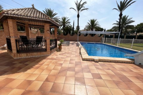 Villa for sale Alicante, Spain 8 bedrooms, 543 sq.m. No. 115647 - photo 6