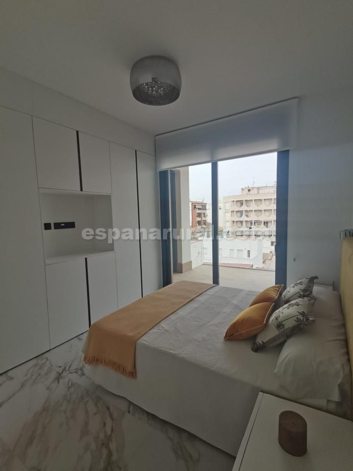 Lägenhet i Guardamar del Segura, Alicante, Spanien 3 sovrum, 101 kvm. Nr. 102123